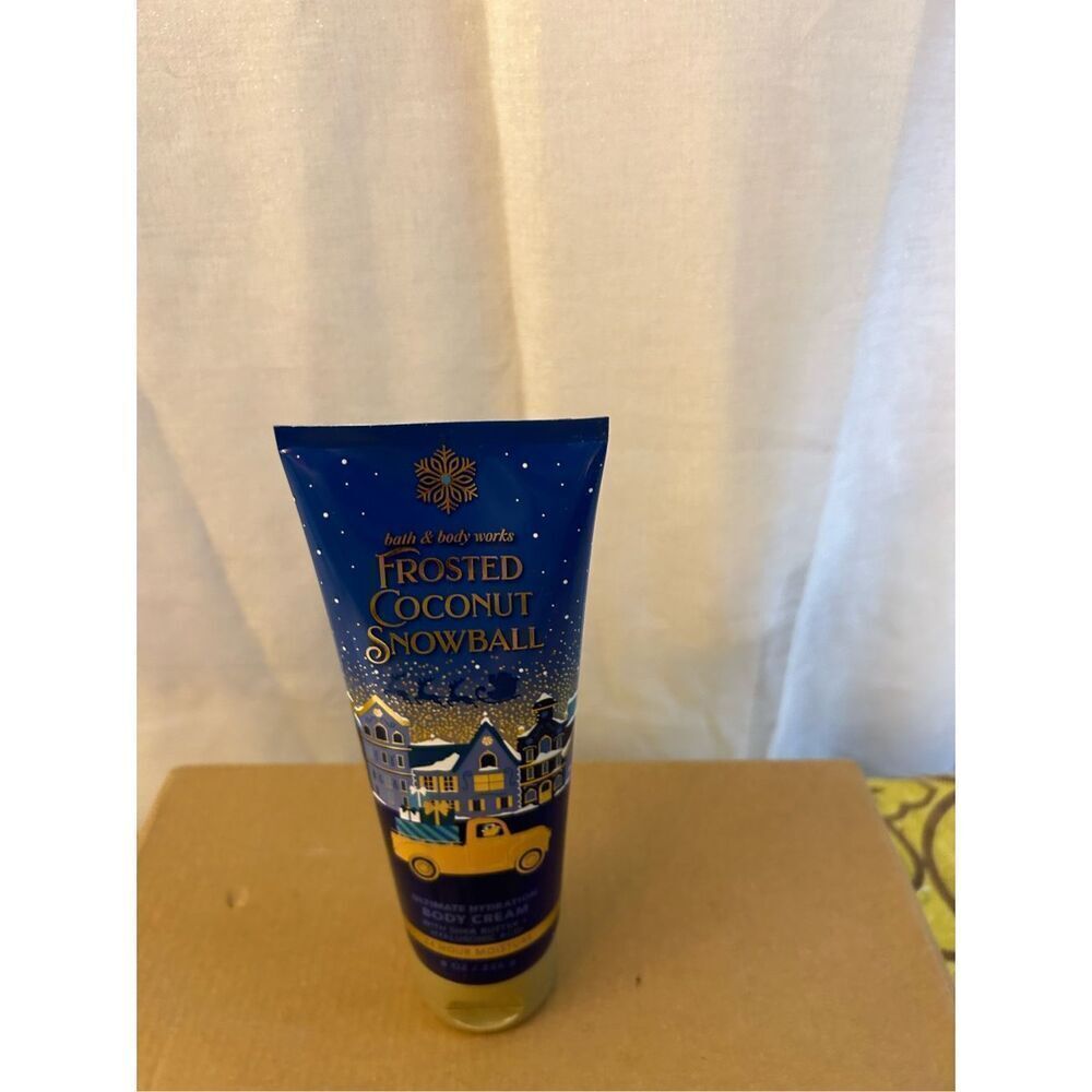 Bath body lotion 8oz Frosted Coconut‎ Snowball